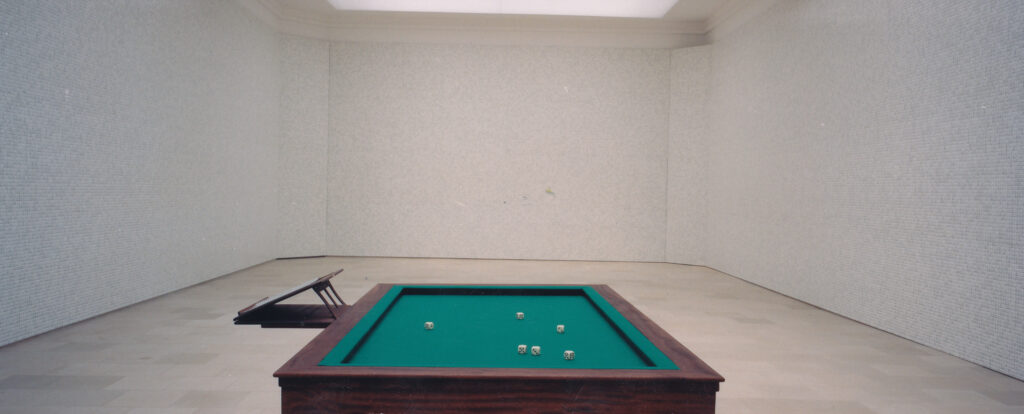 Stanisław Dróżdż, „Alea Iacta Est”, zdjęcie ekspozycji w Pawilonie Polskim. Fot. Andrzej Świetlik/Archiwum Zachęty